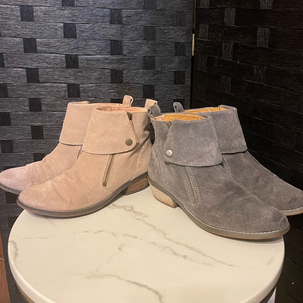 2 pair Nine West SZ6M Cowgirl Western Gray/ Taupe Suede Zip Ankle Boots READ - Picture 6 of 16